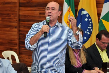 O deputado Jos Riva aguarda resposta de convite feito a Era Maggi