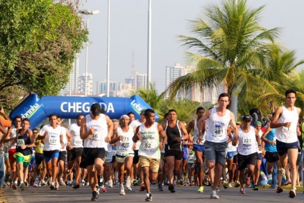 A corrida visa despertar a conscincia de que o esporte  um meio de ficar distante do mundo das drogas