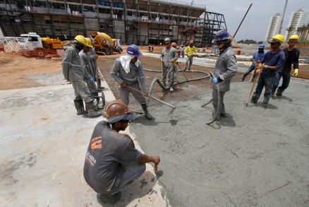 Pavimentao da Arena Pantanal est sendo executada em seis pontos diferentes