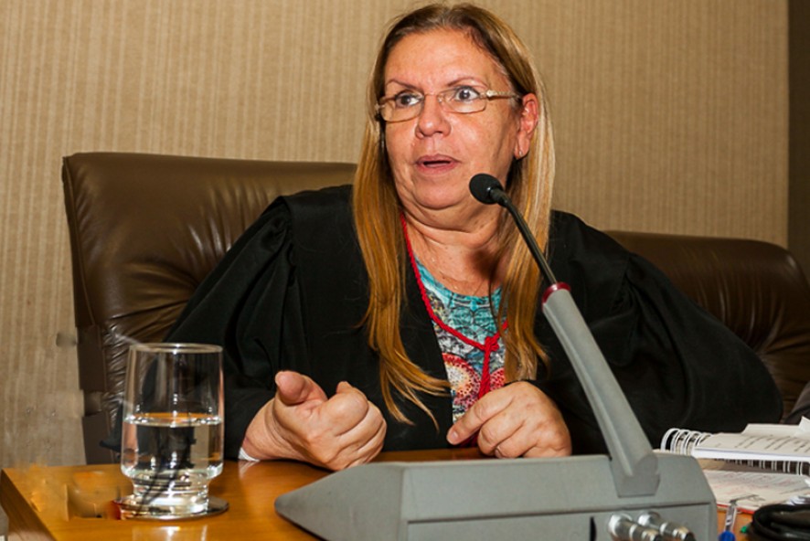 Resultado de imagem para desembargadora Maria Erotides Kneip.