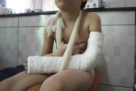 P., vai perder o ano letivo porque n�o quer mais ser alvo das outras crian�as