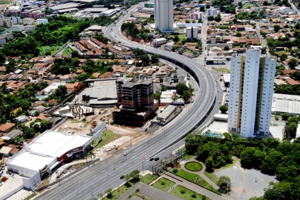 Viaduto do Despraiado: obra foi inaugurada nesta semana na Av. Miguel Sutil