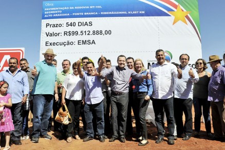 Governador lan�a obra de asfaltamento em Ponte Branca, no Vale do Araguaia