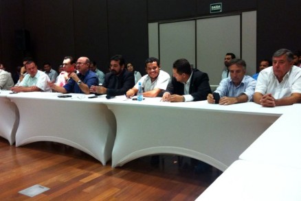 L�deres dos partidos da base se reuniram em Cuiab�