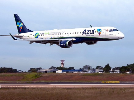 Aeronave da Azul precisou fazer pouso de emergncia em Mato Grosso