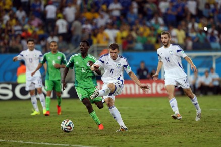 Em Cuiab�, NIg�ria e B�snia se enfrentaram sob forte calor