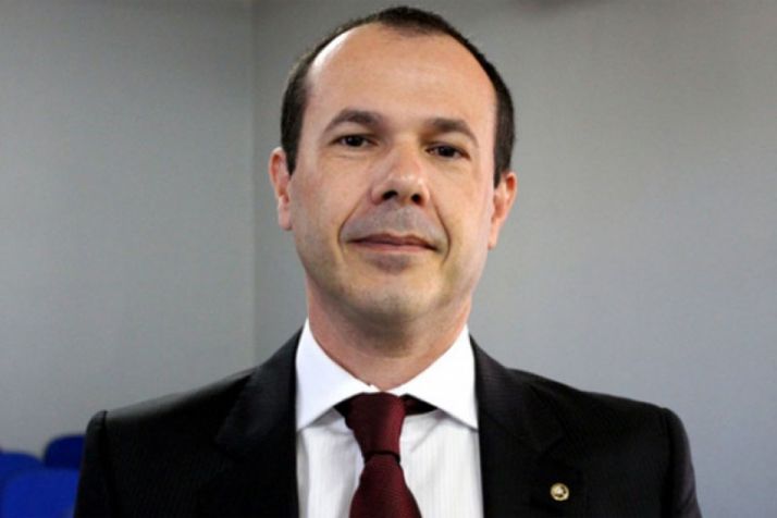 Afastado, juiz de MT tenta anular provas de processo; STF nega