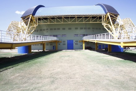 O Gin�sio Poliesportivo Aecim Tocantins, que est� interditado; local apresenta problema estruturais desde 2010