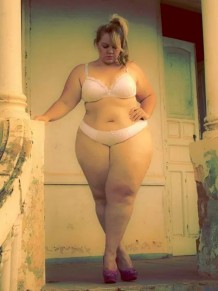 Foto polmica fazia parte de trabalho realizado para catlogo de lingeries