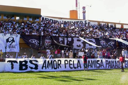 Torcida do Mixto, que estreia no Dutrinha neste domingo (20)