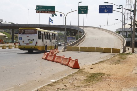 Viaduto da Sefaz: obra possui falhas que comprometem a segurana, diz TCE