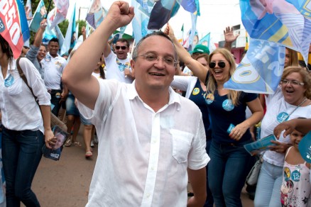 O governador eleito Pedro Taques, que prestou contas ao TSE: Cervejaria Petrpolis foi maior doadora