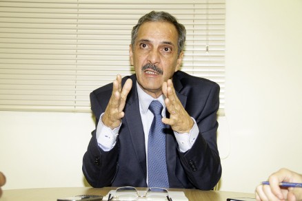 O desembargador Carlos Alberto, autor do voto que manteve contas de empresa bloqueadas