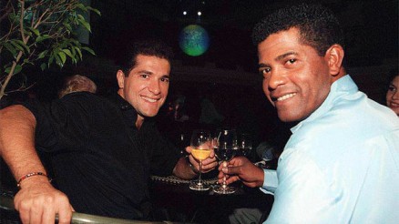 Joo Paulo (dir.) fazia dupla sertaneja com o cantor Daniel (esq.)