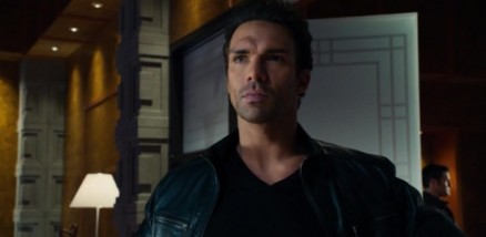 Ator britnico Darren Shahlavi