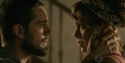 Rafael Cardoso e Leandra Leal em cena de Imprio; Vicente e Cristina vo terminar novela juntos