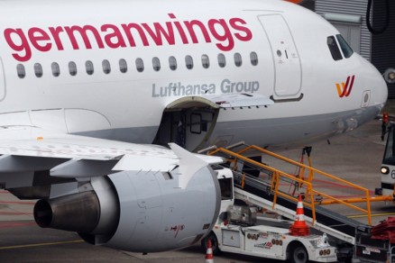 Avio do modelo Airbus A320 (representado na foto), da companhia alem Germanwings, caiu nos Alpes franceses