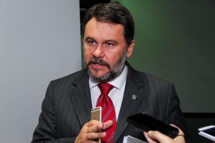O deputado Oscar Bezerra: relatrio da CPI no pode ser ignorado