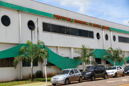 Sede da Prefeitura de Vrzea Grande: contrato de R$ 8,1 milhes