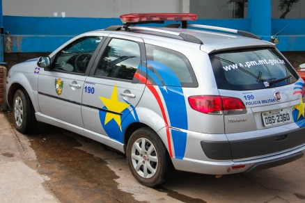 Suspeito de 22 anos fugiu do local e no foi encontrado pelos policiais 