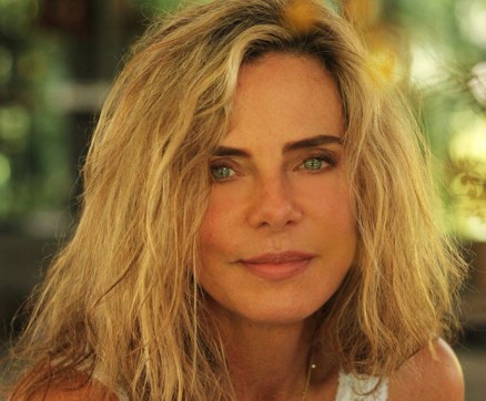 Atriz Bruna Lombardi falou sobre sua vida pessoal e carreira