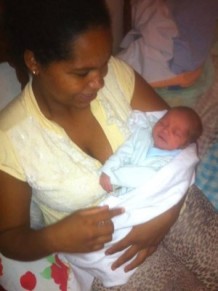 Yara e o filho, Joo Gabriel, passam bem e j esto em casa