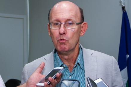 O secretrio Carlos Avalone, um dos alvos de busca e apreenso da PF