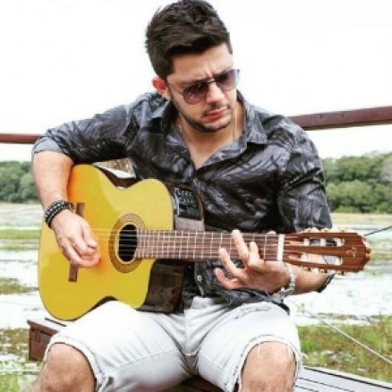 Cristiano Arajo revela preocupao de sempre estar ao lado da famlia