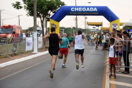 A competio ter percurso de 5 km, com largada s 7 horas para as mulheres e as 7h10 para os homens