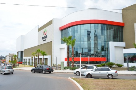 Construo do primeiro shopping center de Vrzea Grande durou 30 meses