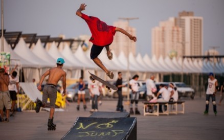A programao esportiva e recreativa do evento comea por volta das 16h