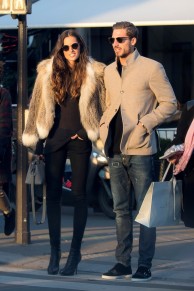Izabel Goulart e Kevin Trapp em Paris na ltima sexta-feira, 27 
