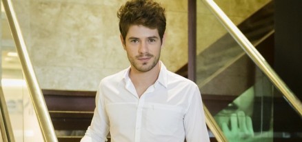   Maurcio Destri em cena de I Love Paraispolis, na qual contracenou com Bruna Marquezine