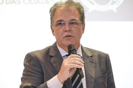 Secretrio de Estado de Cidades, Eduardo Chilleto, anunciou aumento no preo do VLT