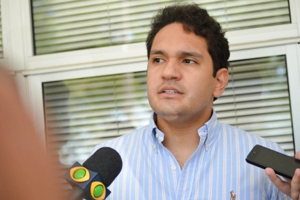 O ex-vereador Joo Emanuel, acusado de dar golpes
