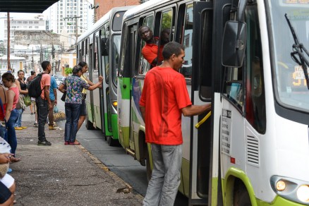 Em caso de descumprimento da Lei, motorista ou agente de trnsito podem intervir