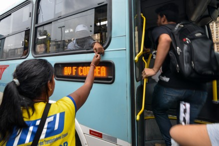 Segundo os usurios, desde a suspenso do carto, no esto mais tendo a opo de comprar apenas uma passagem