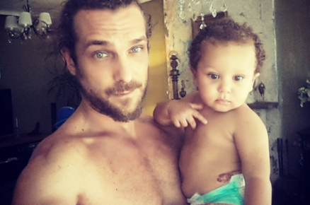 Igor Rickili e o filho Antonio 