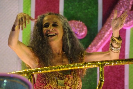 A Mangueira celebrou os 50 anos de carreira de Maria Beth�nia