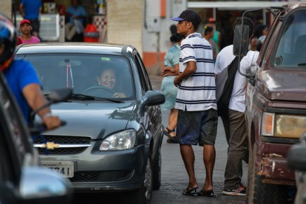 De acordo com estimativa da Prefeitura de Cuiab, cerca de 100 flanelinhas atuam na Capital