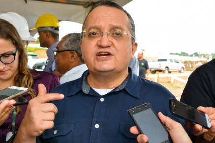 O goverandor Pedro Taques disse que direito a greve  