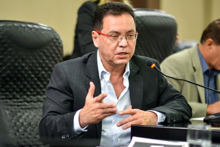 O governador Pedro Taques: mudana aumenta proposta de pagamento da RGA