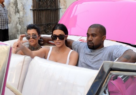Kim Kardashian visita Cuba com Kanye West, a filha North West, e o resto da famlia 