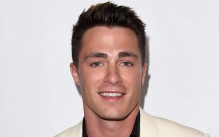 O ator Colton Haynes assumiu em entrevista que  homossexual
