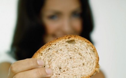Restrio: para os celacos, tratamento  retirar totalmente o gltem da dieta