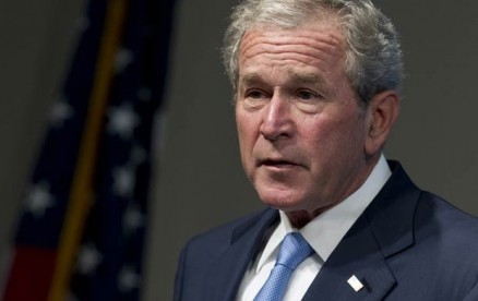Ex-presidente Bush defendeu o papel da mdia em fiscalizar os lderes mundiais