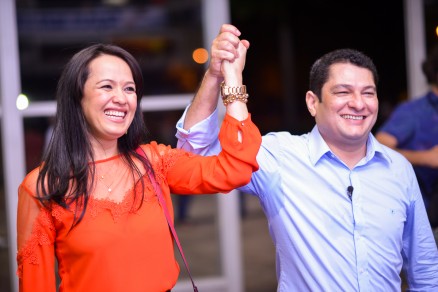 O ex-juiz federal Julier Sebastio e a vice, a suplente de deputada federal Jusci Ribeiro