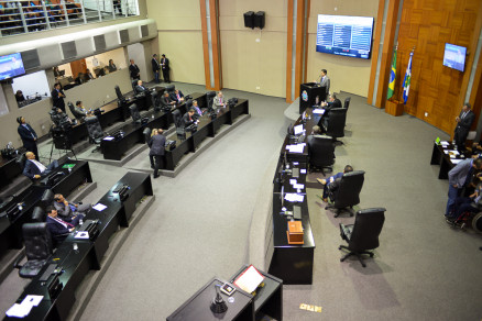 Relatrio da CPI da Sonegao Fiscal  aprovado na ALMT