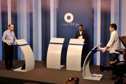 Emanuel Pinheiro (PMDB) e Wilson Santos (PSDB) participaram de debate