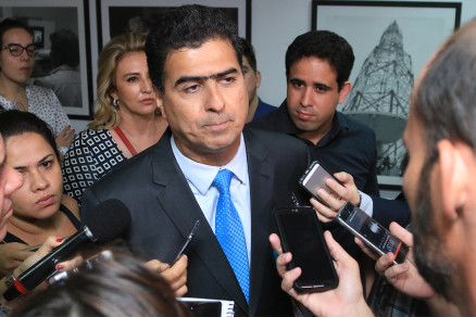 O candidato Emanuel Pinheiro tornou pblica a ao do Ministrio Pblico